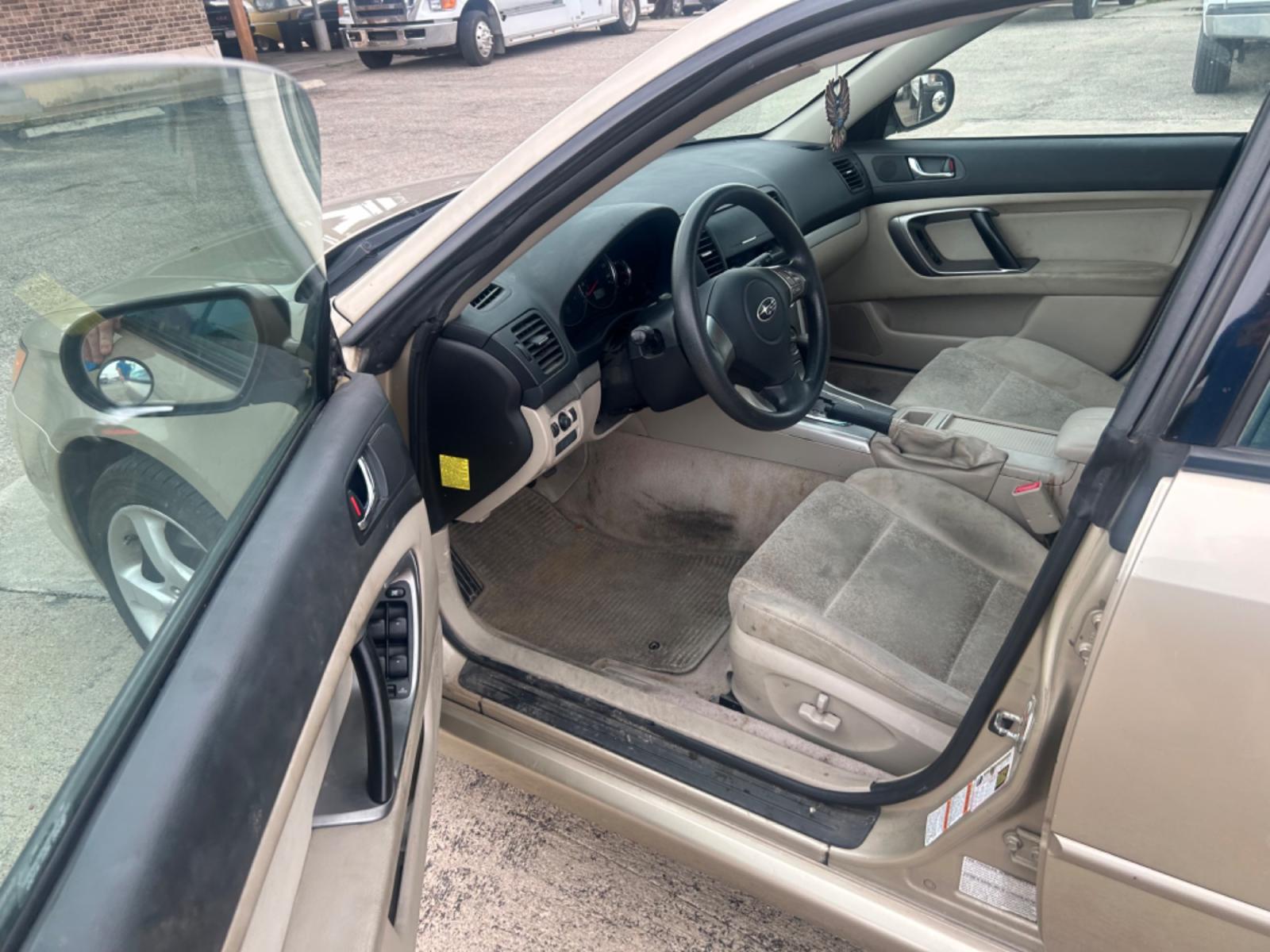 2008 Gold Subaru Legacy (4S3BL616987) , located at 1687 Business 35 S, New Braunfels, TX, 78130, (830) 625-7159, 29.655487, -98.051491 - Photo #9
